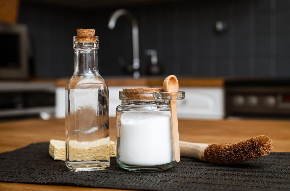 Bicarbonate de soude et vinaigre